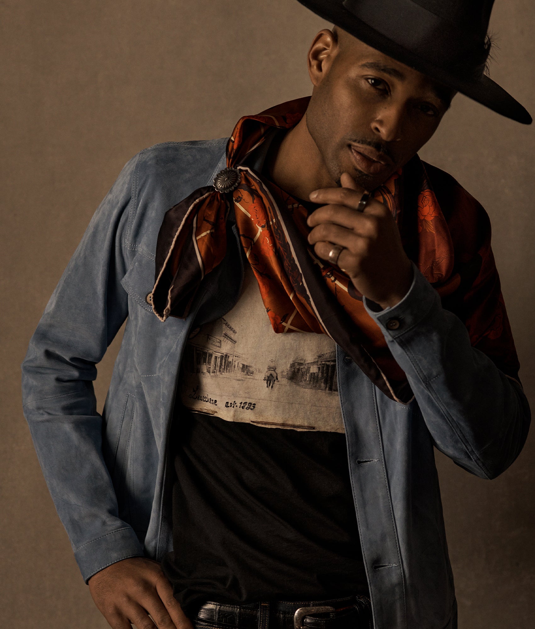 The Capitol :: Black - Image 3